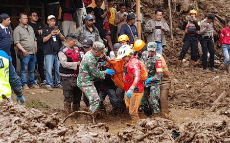 Operasi SAR Evakuasi Korban Longsor di Karo, 10 Warga Meninggal Dunia  