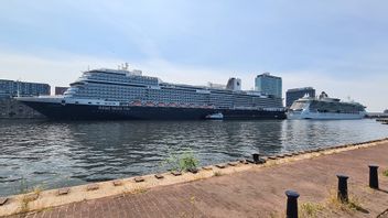 City Council Approves Sandar Ban, Cruise Ship Terminal In Amsterdam Will Be Closed