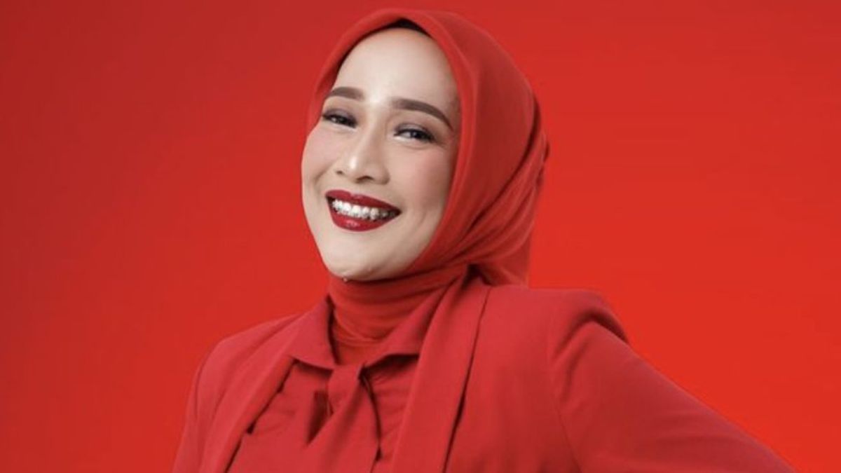 التسلسل الزمني لفصل تيا رحمانيا من PDIP أدى إلى منصبه في Dpr Diganti Bonnie Triyana