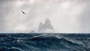 The Most Dangerous Sealine In The World Is In Drake Passage, Here's The Reason
