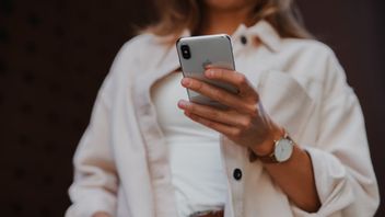Penelitian Buktikan Jumlah Penggunaan <i>Smartphone</i> di AS Meningkat Empat Persen dari Tahun 2019