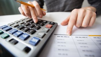 The Formula For Calculating Employee Taxes 2024: Here's How