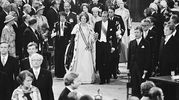 La princesse Beatrix est officiellement reine des Pays-Bas aujourd'hui, le 30 avril 1980