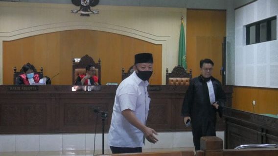 Mantan Kepala SMAN 5 Kota Bima Selewengkan Dana Bos Rp372 Juta