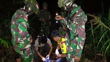 Entering Indonesia Via 'Tikus Street' In West Kalimantan, 2 Malaysians Bring Methamphetamine Arrested