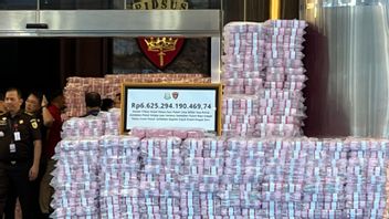 检察官办公室在普拉博沃见证下，将6.6万亿印尼盾的森林地区重新掌握权力的结果移交