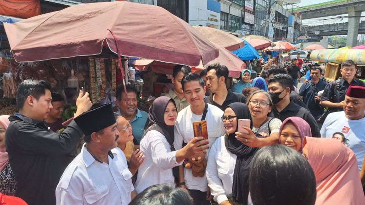 Blusukan,Force of Kaesang Revenue the Old Kebayoran Market,受到商家的欢迎