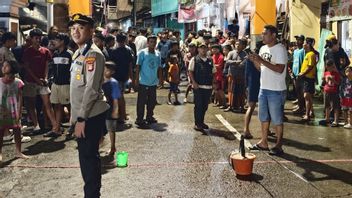 Short-distance running competition for teenagers to prevent fights during Ramadan