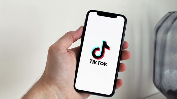 Cara Menyembunyikan Video yang Disukai di TikTok, Biar Pacar <i>Nggak Kepoin </i> Akun Kita