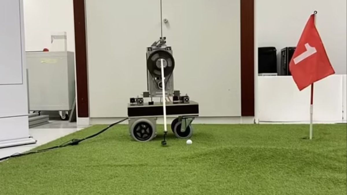 Golfi, Robot Pertama yang Mampu Bermain Golf Tanpa Bantuan Manusia