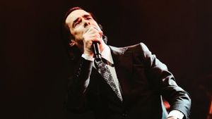 Nick Cave Terima Gelar Doktor Kehormatan dari Royal College of Art