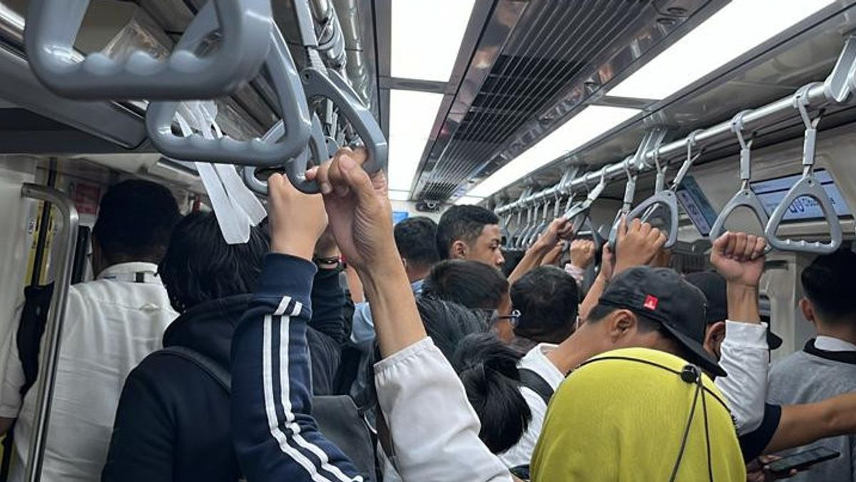 LRT Passengers Complain: Doors Can't Be Closed, Air Conditioners Are Not Cold, Strike And Asked To Move, Even Though Prices Rise