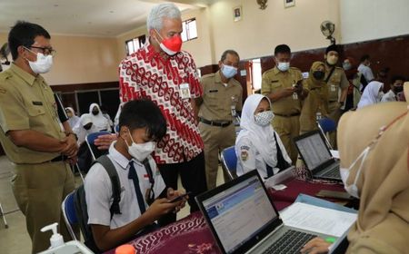 Isu Peretasan Muncul Jelang Berakhirnya Daftar Ulang PPDB 2022/2023, Begini Jawaban Ganjar Pranowo