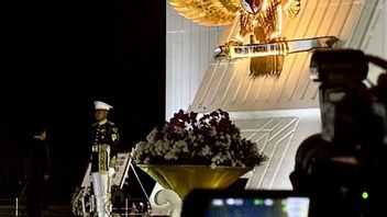 rètes : dimanche soir, le président Prabowo a dirigé le pèlerinage national pour la Journée des héros au TMP Kalibata