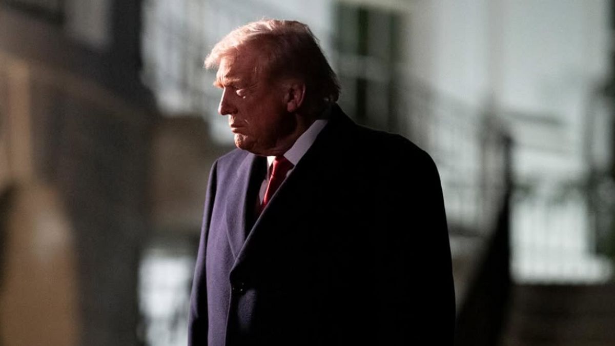 トランプ「要塞化された鉱物」のために中央アジアの指導者と会う