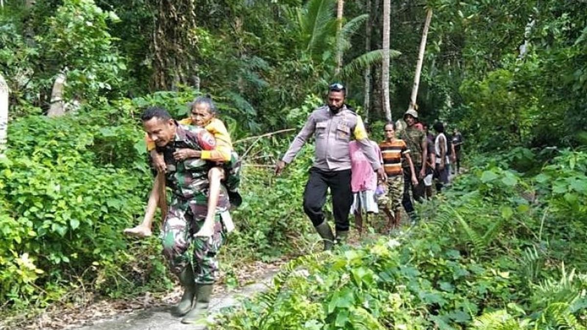 3 Days Missing, An 87-Year-Old Grandmother Found By Babinsa Crying In The Middle Of Maluku Tanimbar Forest