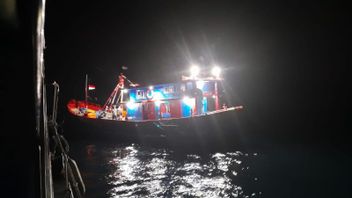 Thanks To Fishermen's Reports, Napoleon 054 Belonging To PSDKP Kupang Successfully Ambushes Fishing Boats Using Trawl