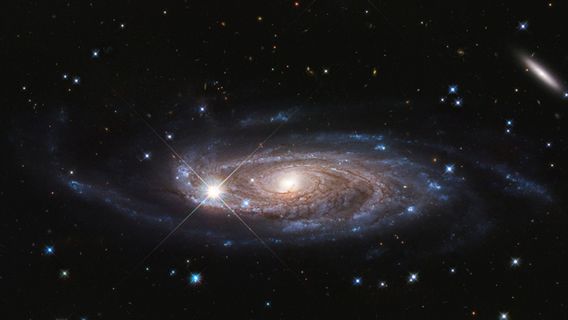 美国宇航局发现哥斯拉星系大于银河系