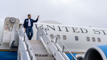 US media reports Vice President Vance flying to Pakistan today