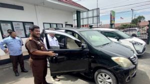 Tuntut Uang SPPD, Mantan Ketua DPRD Rejang Lebong ‘Tahan’ 2 Mobil Dinas