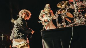 Fred Durst Dibuat Kesal Drone saat Limp Bizkit Tampil di Istanbul