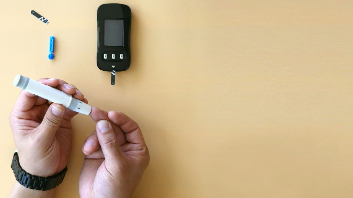 Waspada Luka Kecil pada Kaki Diabetes: Cegah Risiko Amputasi dengan Penanganan Dini