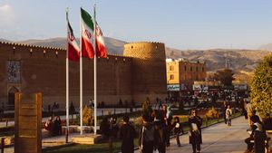 Iran Keukeuh Tolak Negosiasi Meski Trump Sebut Delegasi AS Sudah Terbang ke Pakistan