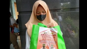 Peserta Vaksin Booster di Masjid Jakarta Islamic Center Dapat Sembako Jumat-Minggu