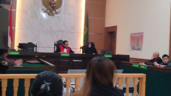 许多被告没有出席,万隆动物园契约听证会推迟到11月26日