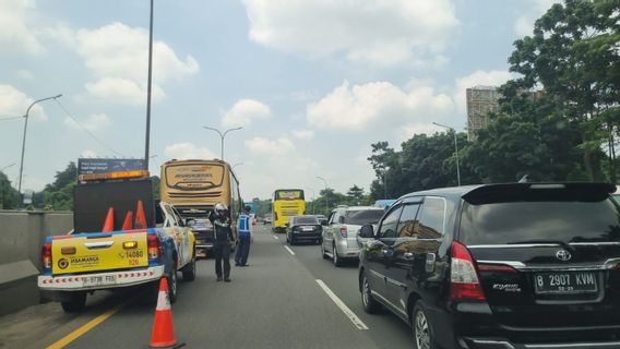 ردا على الحادث على طريق Japek Toll ، شارك المدير العام Hubdat نصائح آمنة في Lajur Contraflow