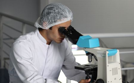 Ampuhkah Kebijakan Rapid Test Antigen Menekan COVID-19 di Libur Akhir Tahun?