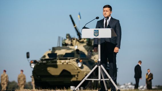 Presiden Zelenskiy Tinjau Latihan Militer, Wakil Menteri Pertahanan Ukraina: Kami Siap Membela Negara