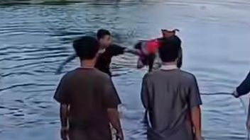 Teman Anaknya Tenggelam di Waduk, Ibu di Jaktim Bersyukur Putranya Tidur Pulas di Warung