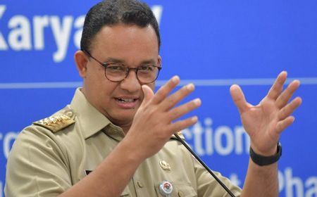 Survei Median: Elektabilitas Risma Belum Bisa Saingi Anies Baswedan