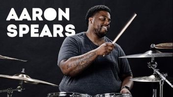 Drumer Indonesia hingga Travis Barker Berduka atas Kepergian Aaron Spears