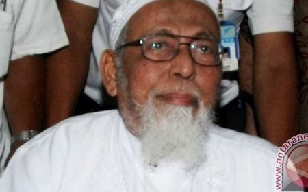 Siapa Abu Bakar Ba'asyir, Tokoh yang Keluar-Masuk Penjara karena Terorisme