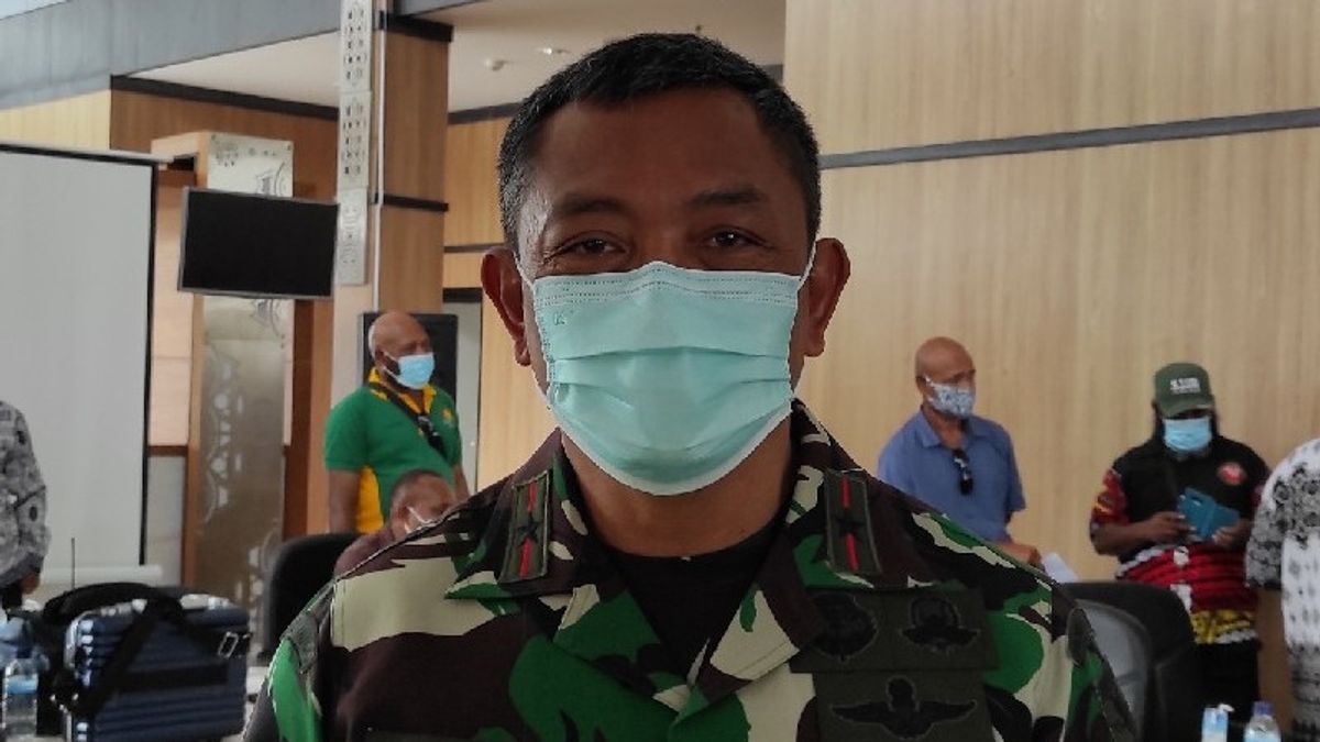 KSB Egianus Kogoya في العمل في بابوا ندوغا، 3 جنود TNI جرحوا في إطلاق النار الاتصال