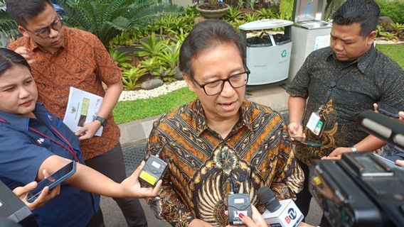 Menkes Budi Sebut Harga Obat di Indonesia 3-5 Kali Lebih Mahal dari Malaysia