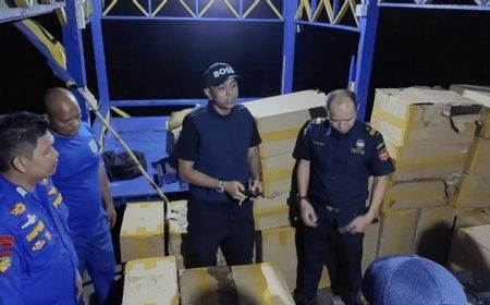 Polisi Gagalkan Penyelundupan 4.000 Slop Rokok Ilegal di Perairan Concong Luar Riau