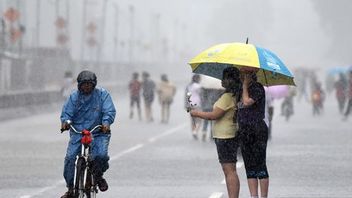 BMKG敦促公众谨防可能导致印度尼西亚部分地区山体滑坡的大雨