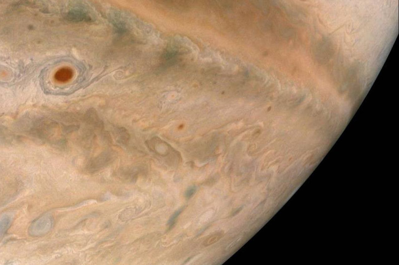La NASA Publie Une Superbe Photo De Jupiter Prise De Juno