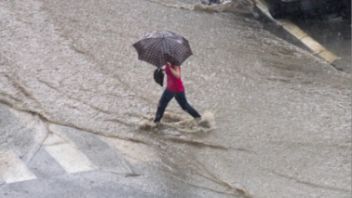 باليمبانغ - اطلب من حكومة مدينة باليمبانغ قروك النهر الذي يثير الفيضانات ، DPRD إلى حكومة مدينة باليمبانغ: ليس فقط الخطابة في التعامل مع الفيضانات