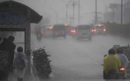 Curah Hujan Tinggi, 4 Ruas Jalan di Cengkareng Banjir 60 Cm