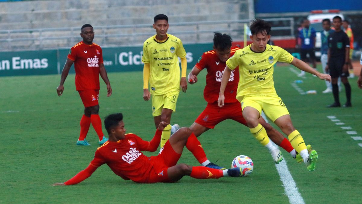 Lapangan Tergenang Akibat Hujan, PSIM dan Persijap Imbang Lagi