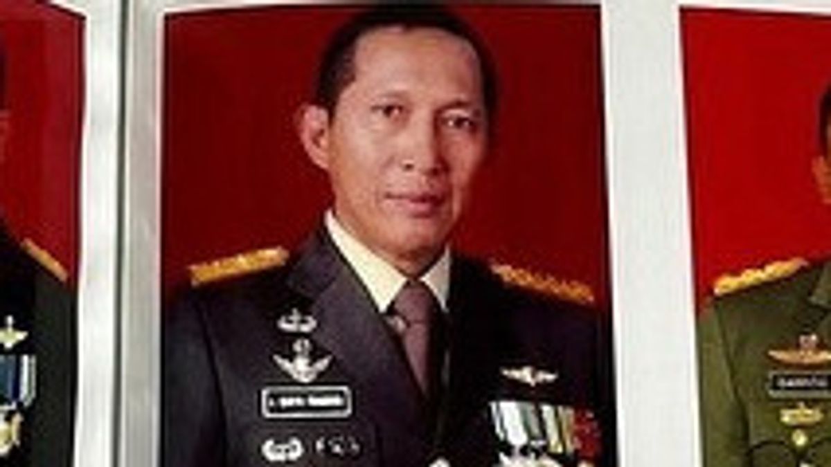 الجنرال بينتانغ تيغا وشغل منصب نائب حاكم تيمور الشرقية ، هذه هي شخصية أصهار أنجيل بيترز