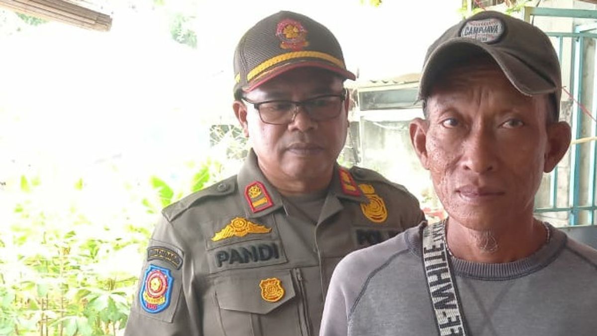 During One Week, 42 Perda Violators In Duren Sawit Were Caught In An Orderly Praja Operation