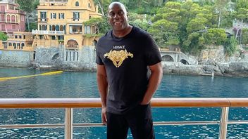 Tak Asing dengan Diskriminasi dan Pelecehan, Magic Johnson Terima Keputusan Putranya sebagai Gay