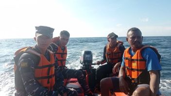 Hit By High Waves, A Fisherman In Sikka NTT Disappears While Fishing