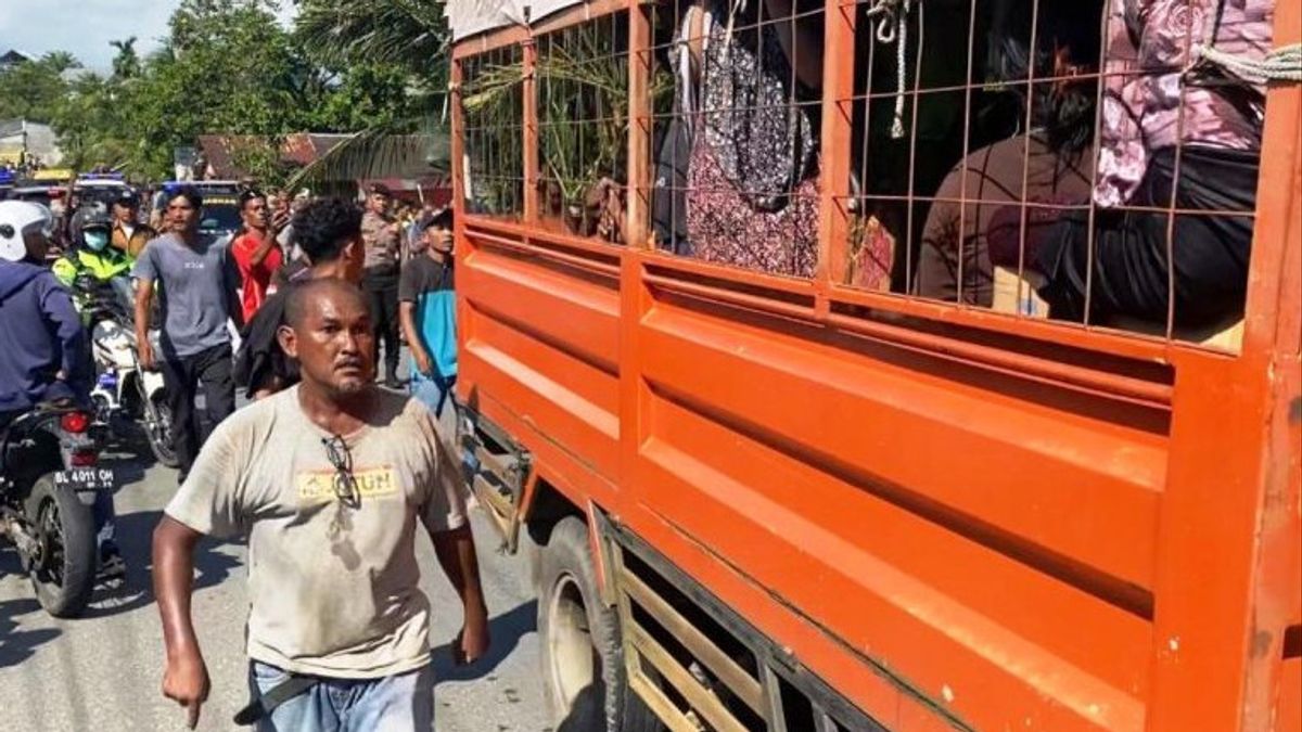 Les habitants de l'ouest d'Aceh rejetent les réfugiés rohingyas