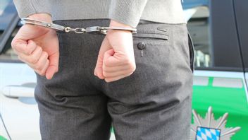 Pesinetron Initials CA Arrêté Dans Le Cadre D’une Affaire De Prostitution